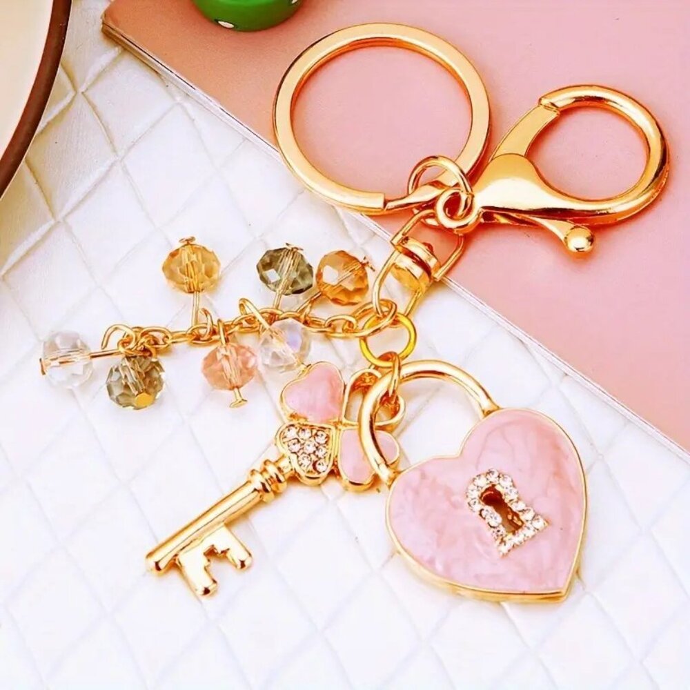 NWT Heart Lock and Key Rhinestone Bag Charm Key Chain